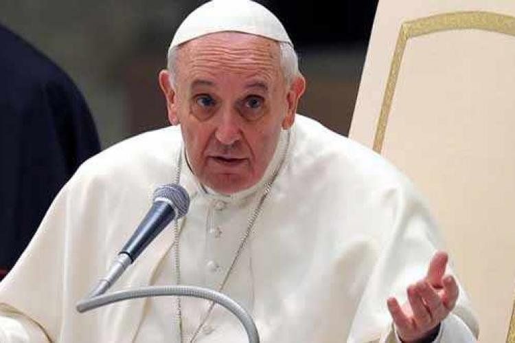 Según Ezzati, el papa Francisco (foto) aseguró que, pese a que no todos comparten la misma opinión, en la iglesia católica hay estructuras caducas y hay que renovarlas.