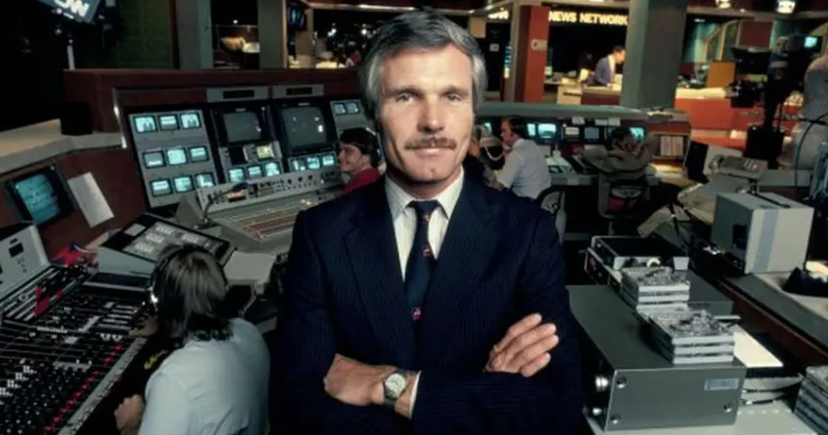 El gran punto de inflexión para su carrera ocurrió en 1991, durante la Guerra del Golfo. CNN fue la única señal que transmitió en vivo desde Bagdad bajo fuego, permitiendo que el mundo fuera testigo instantáneo de la historia. El gran punto de inflexión para su carrera ocurrió en 1991, durante la Guerra del Golfo. CNN fue la única señal que transmitió en vivo desde Bagdad bajo fuego, permitiendo que el mundo fuera testigo instantáneo de la historia.