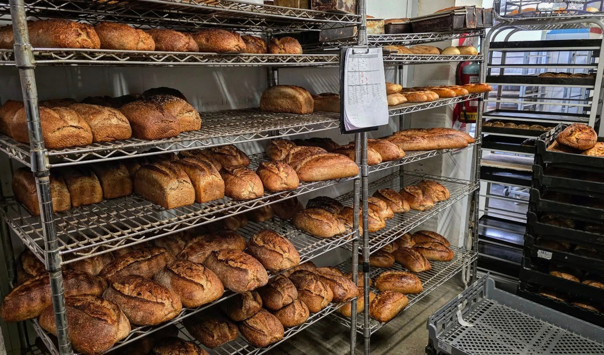 La oferta de una panadería porteña permite pagar ahora y retirar el pan dulce en diciembre, y terminó convertida en fenómeno viral. Foto: Instagram La oferta de una panadería porteña permite pagar ahora y retirar el pan dulce en diciembre, y terminó convertida en fenómeno viral. Foto: Instagram