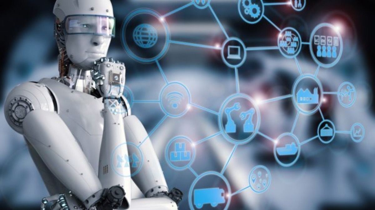 Alguien, que no es el robot, tiene que revisar, corregir y validar esos nuevos trabajos. Alguien, que no es el robot, tiene que revisar, corregir y validar esos nuevos trabajos.