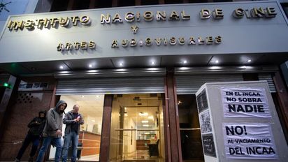 El INCAA cumple 68 años en medio del desguace y las fiestas con champagne de Milei