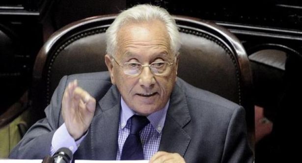 Héctor Recalde afirmó que lo que buscan con el juicio político a Rosatti es que el asunto llegue a la opinión pública.