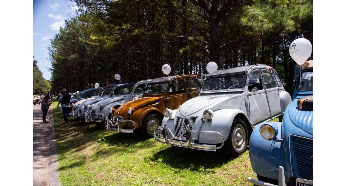 Citroën 2CV Citroën 2CV