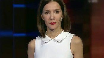 El nuevo cargo de Petri podría afectar la vida laboral de Cristina Pérez. El nuevo cargo de Petri podría afectar la vida laboral de Cristina Pérez.