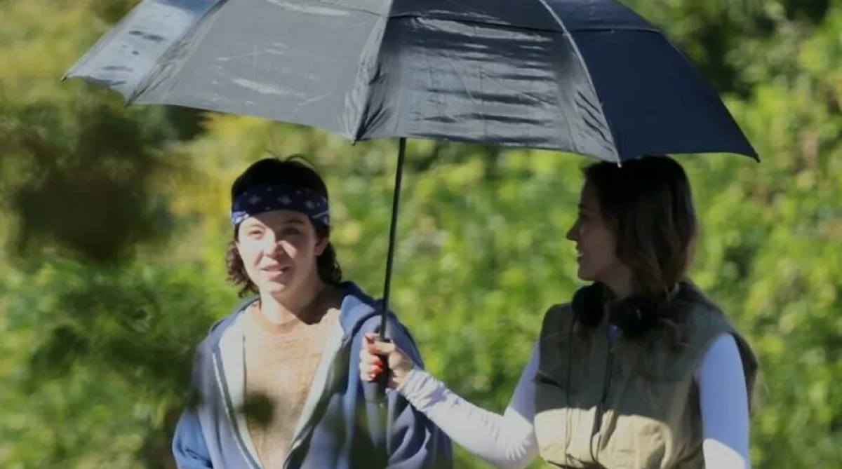 Se la ve muy distinta. Se la ve muy distinta.