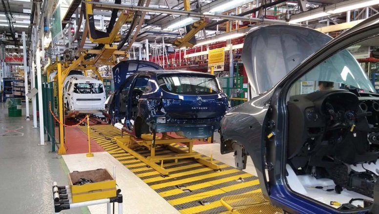 Renault da de baja tres modelos de producción nacional: El impacto en Córdoba