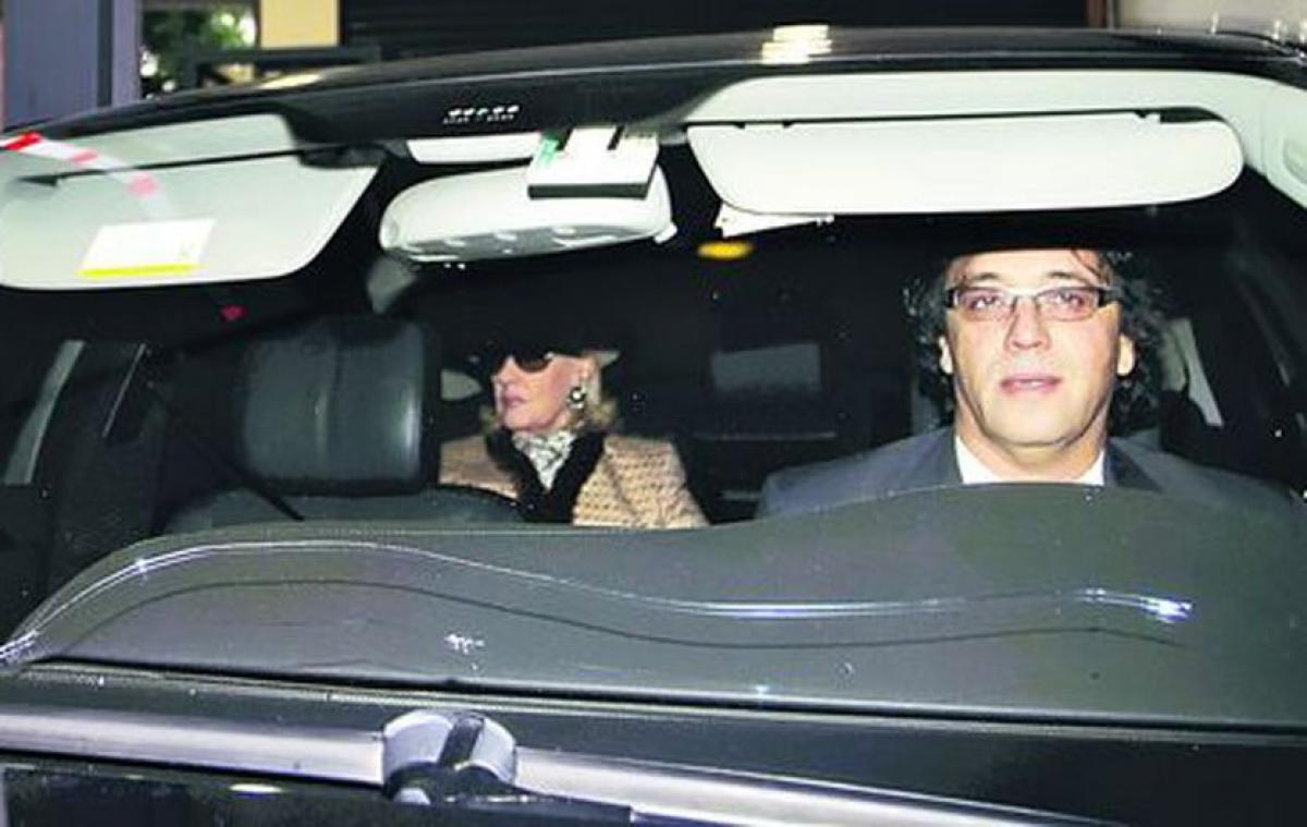 Marcelo Campos, chofer y asistente personal de Mirtha Legrand durante 30 años, demandó por despido injustificado y registración incorrecta. La conciliación obligatoria fracasó y el caso avanzará a juicio. Marcelo Campos, chofer y asistente personal de Mirtha Legrand durante 30 años, demandó por despido injustificado y registración incorrecta. La conciliación obligatoria fracasó y el caso avanzará a juicio.