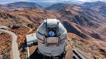 En el telescopio Gemini Sur en Chile se recolectaron los datos del nuevo planeta / International Gemini Observatory / NOIRLab (@noirlabastro_es Instagram) En el telescopio Gemini Sur en Chile se recolectaron los datos del nuevo planeta / International Gemini Observatory / NOIRLab (@noirlabastro_es Instagram)