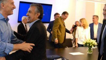 A la UCR se le acaba el tiempo: O logra la Vicepresidencia o decidirá Marquitos