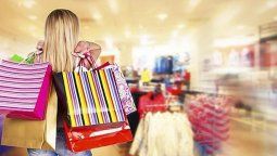 altText(Ir de shopping, la actividad más riesgosa para contraer Covid)}