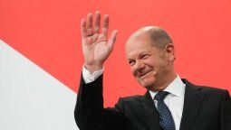 altText(Acuerdo de gobierno en Alemania: Angela Merkel tiene sucesor)}