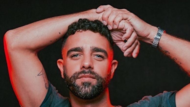 Diego Poggi mostró la deformación que sufrió en uno de sus ojos: 