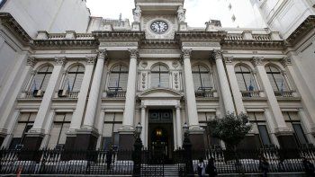 Rebalanceos en el BCRA: US$-1.113 MM de reservas brutas, caída de encajes y de la tasa de interés