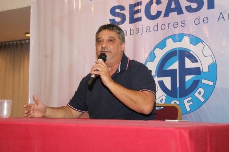Carlos Ortega, titular del Sindicato de Empleados de la ex Caja de Subsidios Familiares para el Personal de la Industria (SECASFPI)