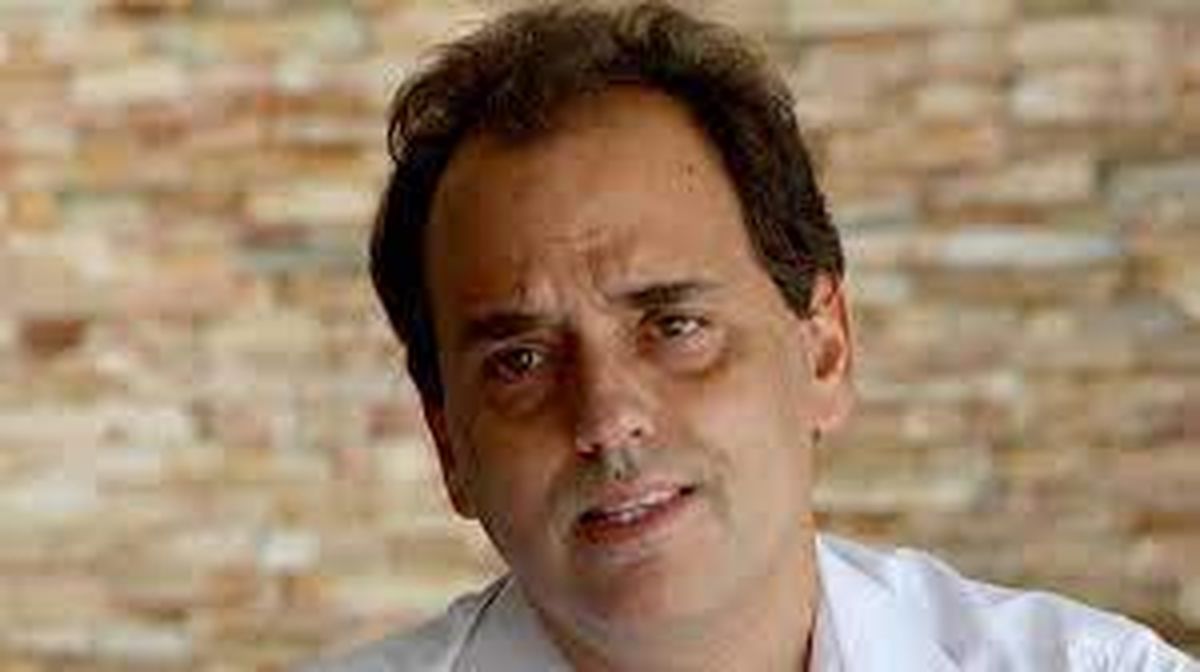 Juan Manuel Llamosas. Juan Manuel Llamosas.