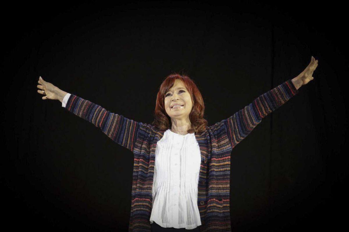26/07/2019: La ex presidenta y precandidata a vicepresidenta del Frente de Todos, Cristina Kirchner, en San Juan para homenajear a Eva Duarte de Perón, al cumplirse 67 años de su muerte.