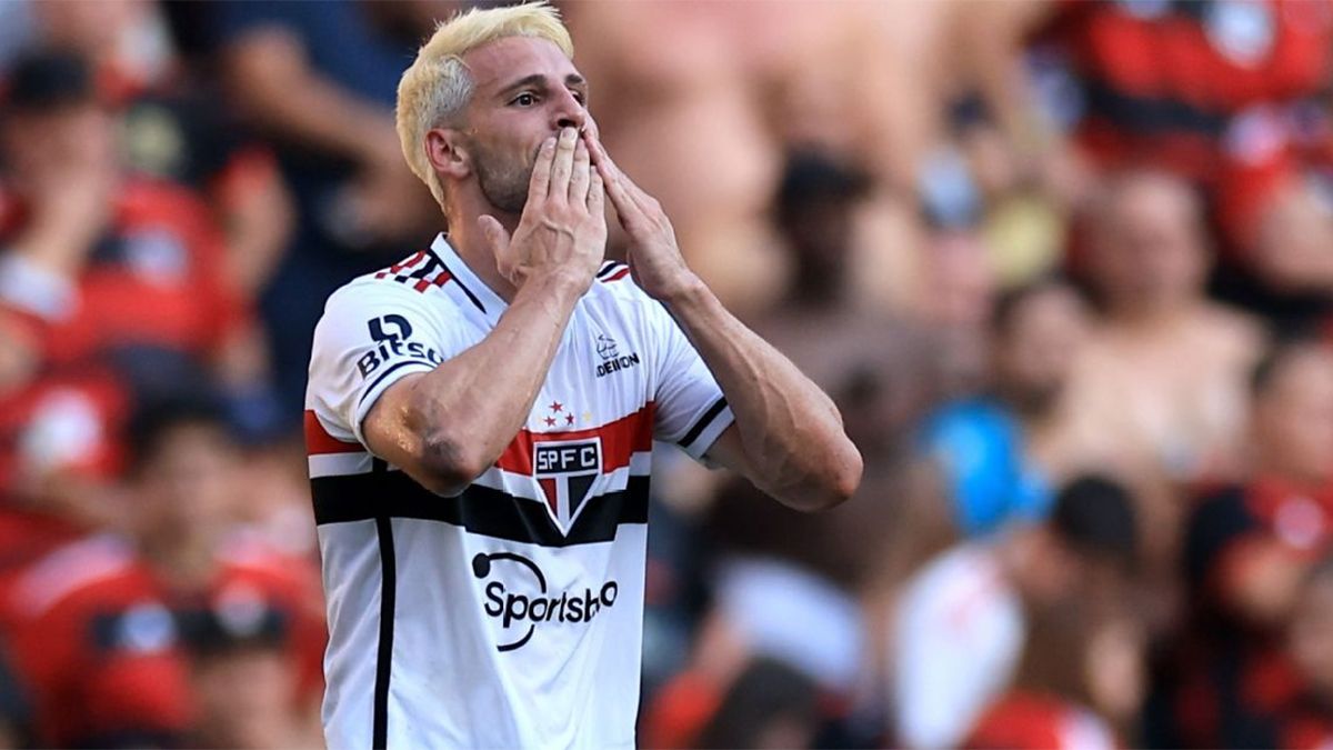 San Pablo, con el gol de Jonathan Calleri, se quedó con la primera final de la Copa de Brasil tras ganarle 0-1 al Flamengo, de Jorge Sampaoli.