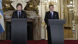 Rafael Grossi en Casa Rosada junto a Milei en diciembre de 2024.&nbsp;