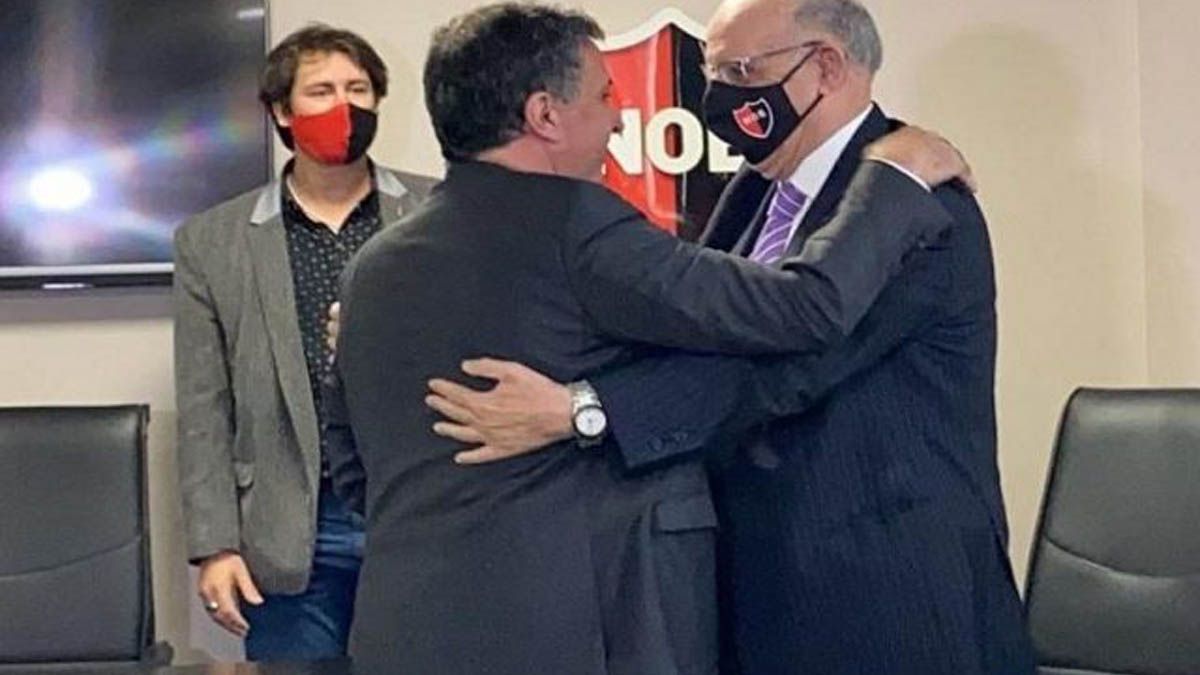 Ignacio Astore asumió la presidencia de Newell’s y ordenó una auditoría legal y contable desde el período democrático, que comenzó el 12 de diciembre de 2008.