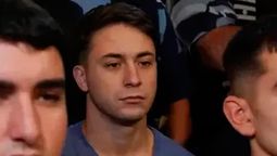 Máximo Thomsen reconoció ser el dueño de la zapatilla, manchada de sangre en la suela en el lateral derecho, con la que habría dado la patada mortal a Fernando Báez Sosa.