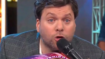 Guido Kaczka no se calló nada y se metió en la interna de Telefe: