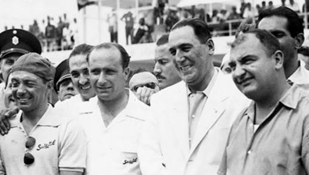 Juan Manuel Fangio y Juan Domingo Perón Juan Manuel Fangio y Juan Domingo Perón