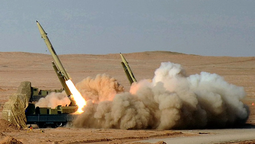 Con el apoyo a Hamas, hutíes y Hezbollah y ataques en Siria, Irak y Pakistán, Irán intenta provocar caos en Medio Oriente.