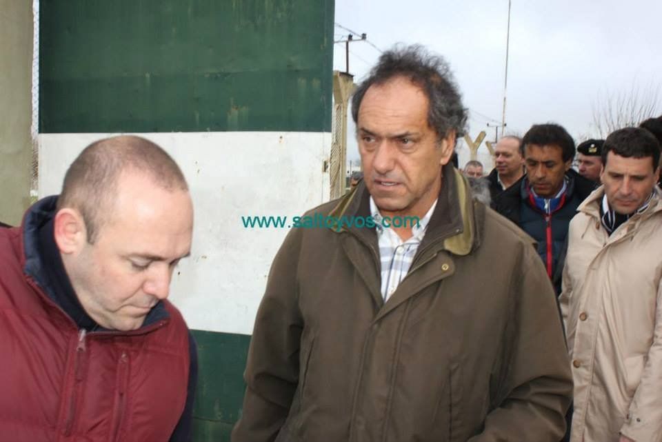 Scioli y Berni este viernes en Salto. Foto: Facebook del portal SaltoyVos.com.