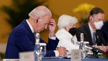 Joe Biden pensativo en la cumbre de G20, en una reunión bilateral con Xi Jinping. Joe Biden pensativo en la cumbre de G20, en una reunión bilateral con Xi Jinping.