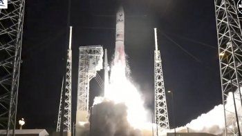 China llega a sitios inexplorados del único satélite natural de La Tierra China llega a sitios inexplorados del único satélite natural de La Tierra