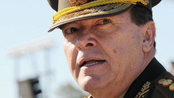 FF.AA.: César Milani corrige a Agustín Rossi y critica a Carlos Presti, ministro de Karina