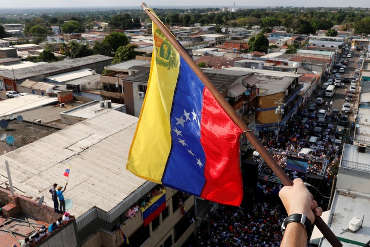 Banderas venezolanas durante una de las marchas de Juan Guaidó. | GENTILEZA REUTERS Banderas venezolanas durante una de las marchas de Juan Guaidó. | GENTILEZA REUTERS