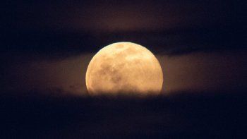 Este año la superluna de agosto es la cuarta y última, después de las de mayo, junio y julio. Este año la superluna de agosto es la cuarta y última, después de las de mayo, junio y julio.