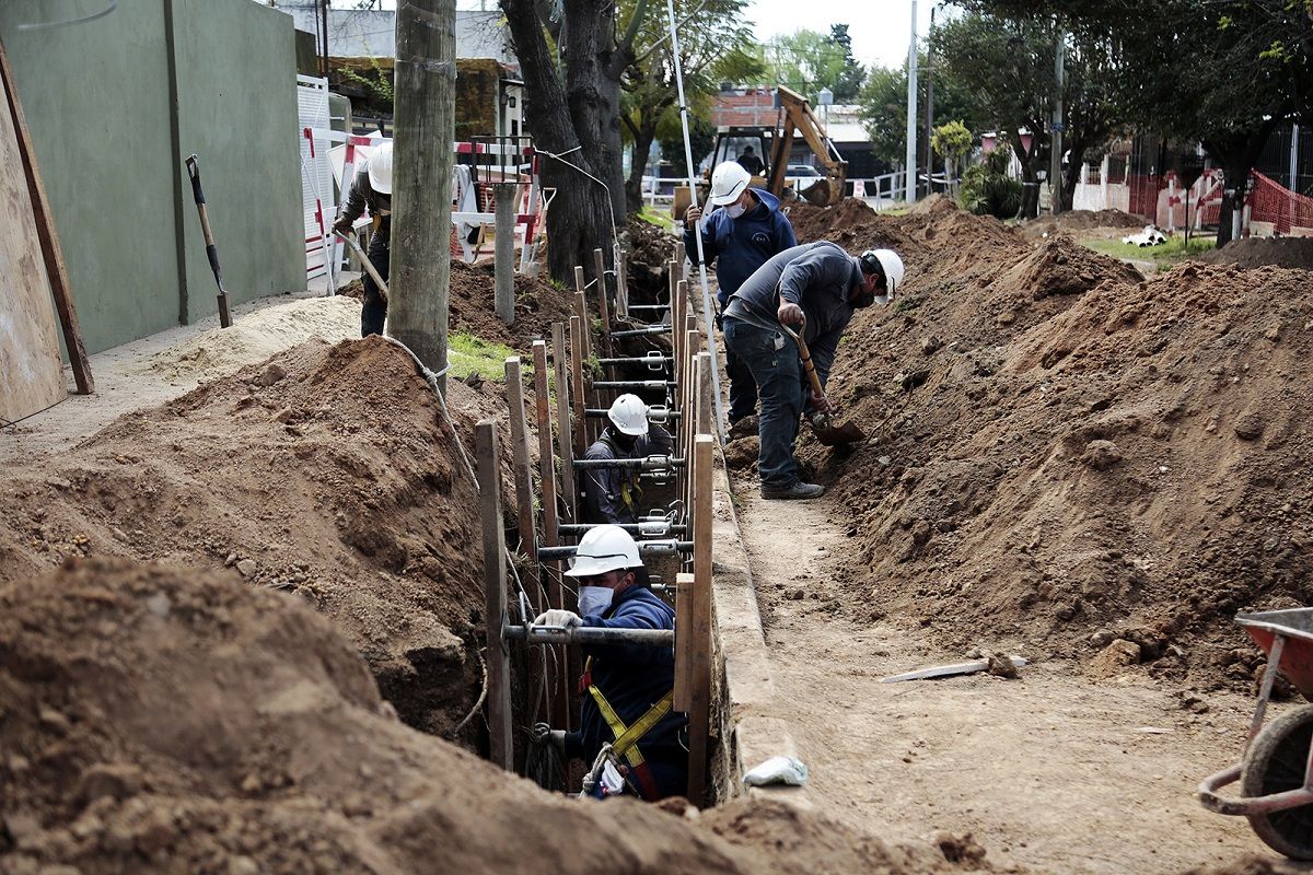 Cloacas y agua potable, obra pública con distinto significado en José C. Paz que en CABA.