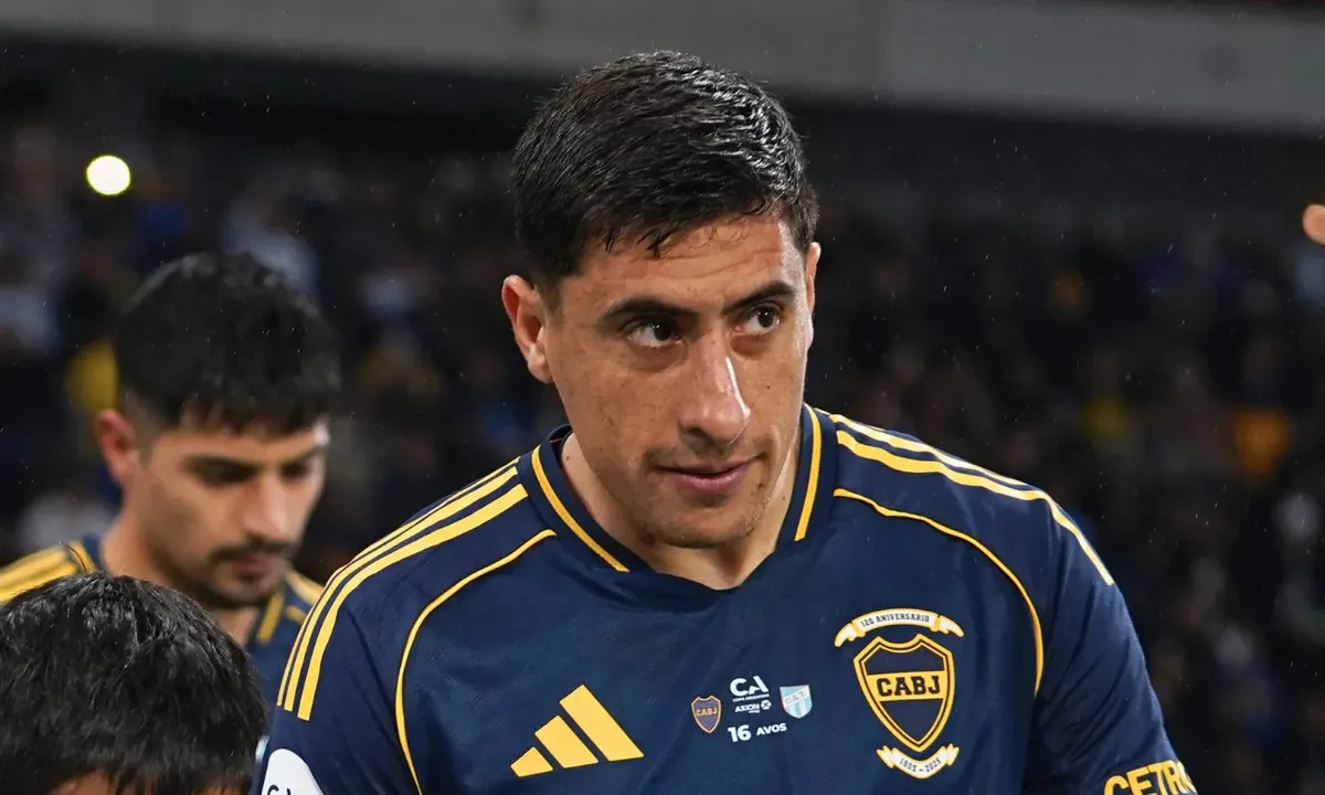 Boca viaja a Córdoba a enfrentar al líder de la zona "A", Instituto. Boca viaja a Córdoba a enfrentar al líder de la zona "A", Instituto.