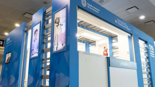 Renaper es Registro Nacional de las Personas. Renaper es Registro Nacional de las Personas.