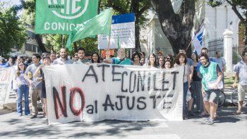 Trabajadores del CONICET en pie de lucha: Investigadores y becarios corren riesgo