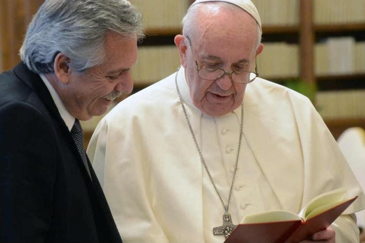 El Vaticano aclaró que el Papa Francisco y Alberto F. no dialogaron sobre el aborto (Foto NA).