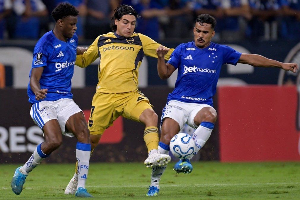 Boca no le pudo ganar la semana pasada a Cruziero en La Bombonera, si hoy no lo hace, estará eliminado. Boca no le pudo ganar la semana pasada a Cruziero en La Bombonera, si hoy no lo hace, estará eliminado.