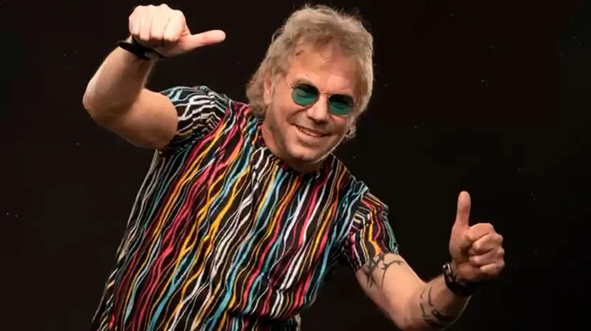 Beto Casella debutó con números competitivos en una franja difícil, arrancando con 3.4 y picos de 3.8 puntos. No arrasó en rating, pero mostró que tiene audiencia propia. Beto Casella debutó con números competitivos en una franja difícil, arrancando con 3.4 y picos de 3.8 puntos. No arrasó en rating, pero mostró que tiene audiencia propia.