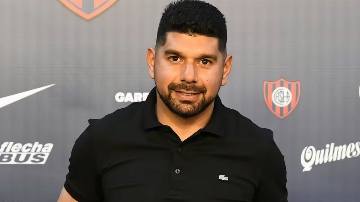 Néstor Ortigoza presentó un escrito en el que aseguró que no renunciará en San Lorenzo hasta que la justicia no se expida en la causa por violencia de género. Néstor Ortigoza presentó un escrito en el que aseguró que no renunciará en San Lorenzo hasta que la justicia no se expida en la causa por violencia de género.