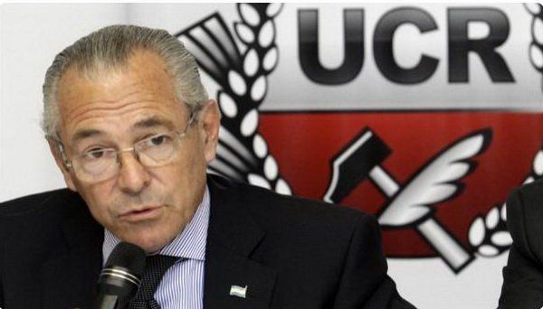 Mario Barletta se va a Uruguay por pedido de Macri.