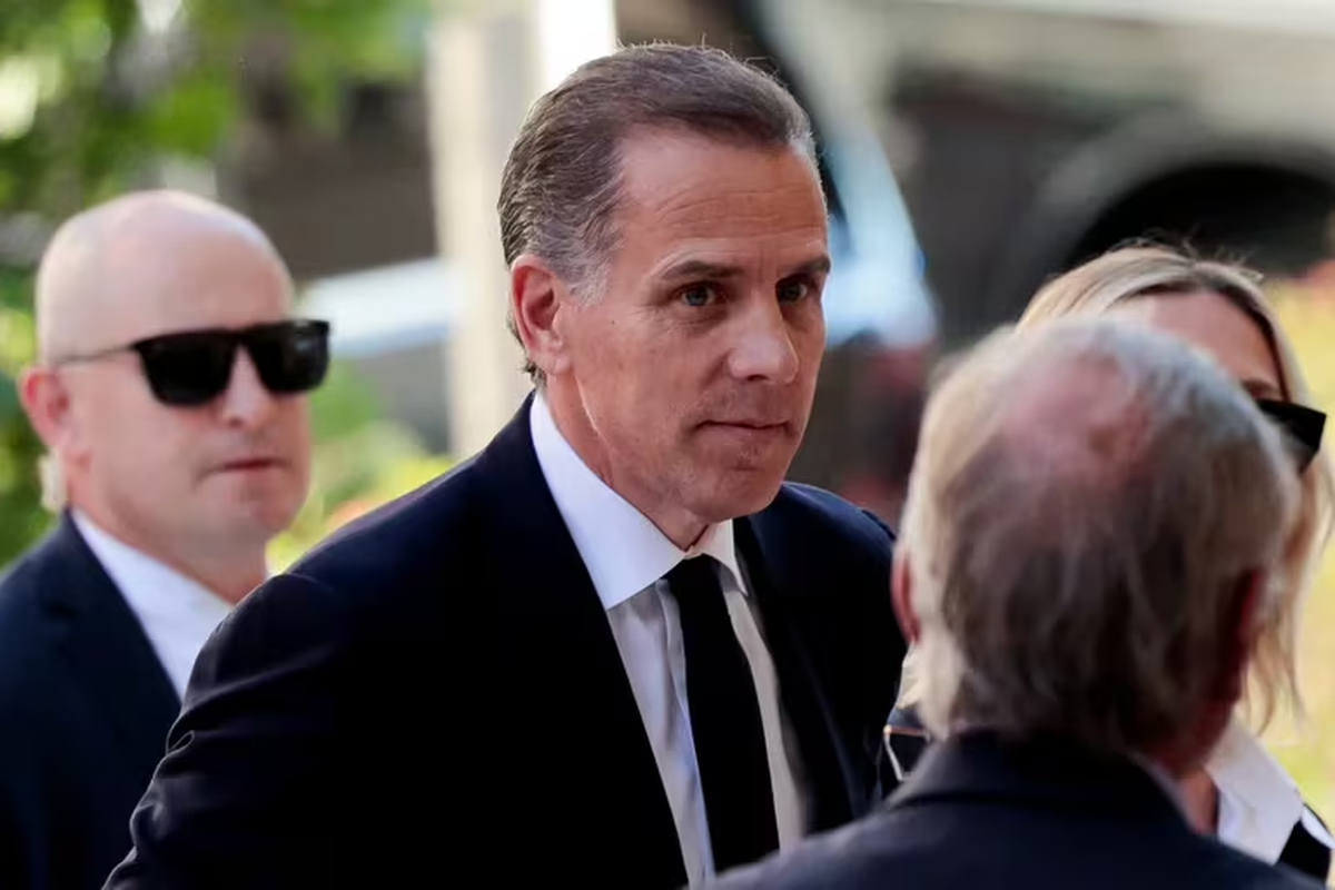 Hunter Biden, hijo del presidente estadounidense Joe Biden, llega al tribunal federal para su juicio por cargos criminales de armas, en Wilmington, Delaware, EE.UU. REUTERS/Hannah Beier Hunter Biden, hijo del presidente estadounidense Joe Biden, llega al tribunal federal para su juicio por cargos criminales de armas, en Wilmington, Delaware, EE.UU. REUTERS/Hannah Beier