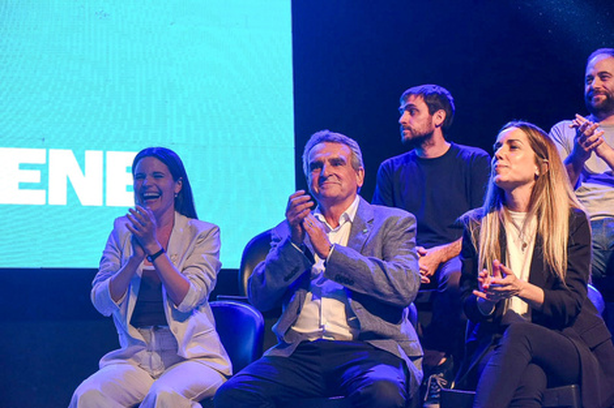 Acorralados. Acorralados. 