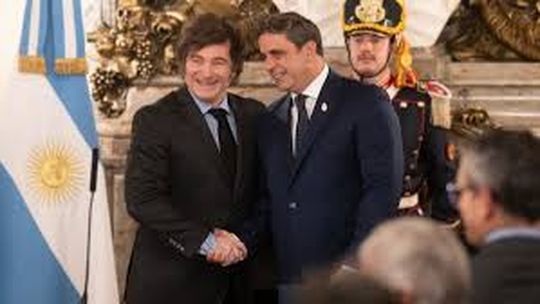 javier Milei junto Lisandro Catalán. javier Milei junto Lisandro Catalán.