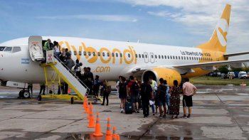 Nuevos reclamos de pasajeros a la low cost por abandono en los aeropuertos. Nuevos reclamos de pasajeros a la low cost por abandono en los aeropuertos.