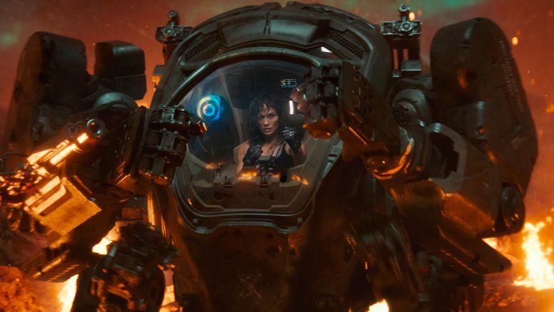 Atlas: El desastre millonario de Netflix y Jennifer Lopez con 0 sentido