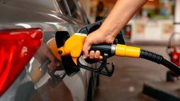 Los aumentos en los precios de los combustibles terminaron a la par de la inflación, pero con un consumo que dejó mucho qué desear...