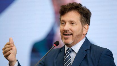 Megadenuncia (anónima) a Alejandro Domínguez por vínculos offshore