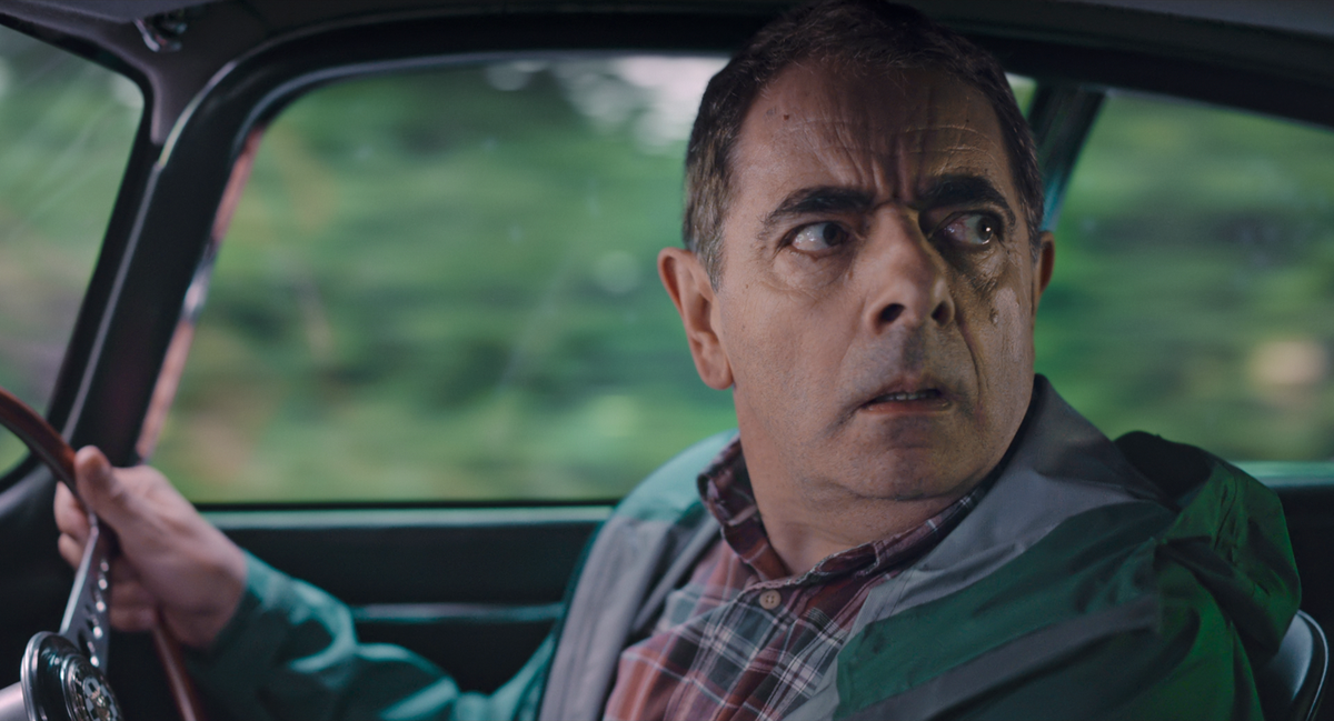 La miniserie es una comedia con una trama simple, humor físico clásico y episodios cortos. Rowan Atkinson sostiene todo con timing preciso y un formato pensado para maratonear en Netflix. La miniserie es una comedia con una trama simple, humor físico clásico y episodios cortos. Rowan Atkinson sostiene todo con timing preciso y un formato pensado para maratonear en Netflix.